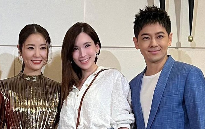 Ngọc nữ màn ảnh cũng giữ quan hệ tốt đẹp với Trần Nhược Nghi.