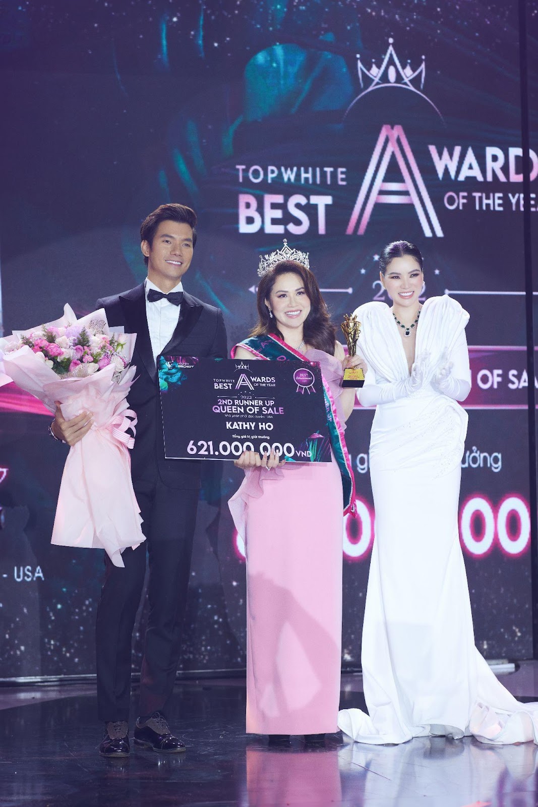 amp;#34;Top White Best Awards Of The Year 2022amp;#34;: Lộ diện Á hoàng Sale 2 Kathy Ho - 2