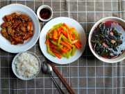 Bếp Eva - Bỏ Sài Gòn về Đà Lạt, thầy giáo 9X khoe cơm 1 mình khiến nhiều chị em muốn làm đồng nghiệp