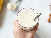 Sức khỏe - Có món sinh tố siêu ngon, uống buổi sáng giúp giảm cân, ngừa đột quỵ, nhiều người coi thường vì quá rẻ