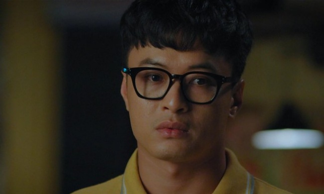 Những cảnh Thương Ngày Nắng Về có Hồng Đăng bị cắt sóng: Đức hóa khủng long bảo vệ con gái, ngọt ngào hôn Khánh - 1