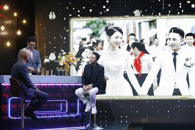 Phan Mạnh Quỳnh bị khui amp;#34;bí mật đời tưamp;#34; trên sóng truyền hình, kể chuyện amp;#34;về quê khi thiếu tiền là chínhamp;#34; - 4