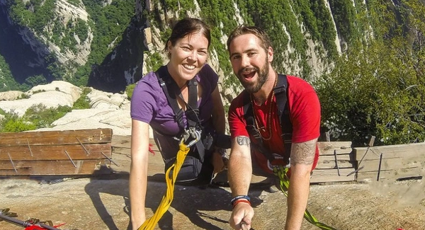 Jarryd Salem và Alesha Bradford trong những hành trình của họ.