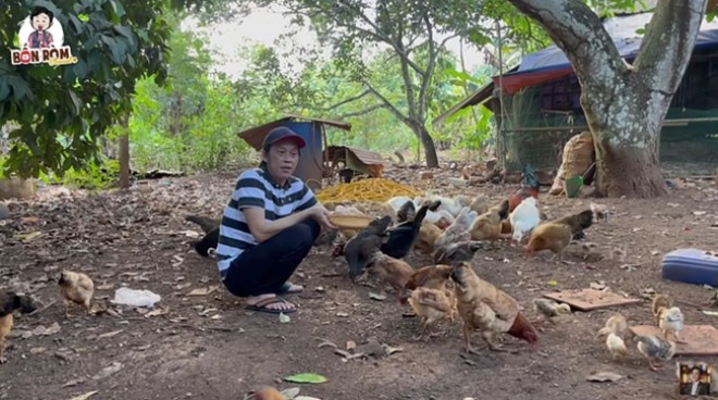 Cuộc sống thôn quê, thích chăn nuôi của sao Việt: Kim Tiểu Long nuôi vịt, Mr.Đàm nuôi gà cảnh - 8