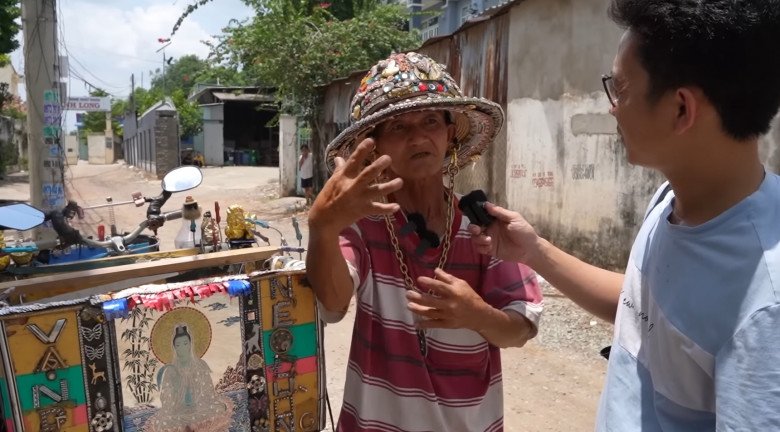 Biệt danh nhà vua đã đi theo người đàn ông vô gia cư suốt mấy chục năm qua.