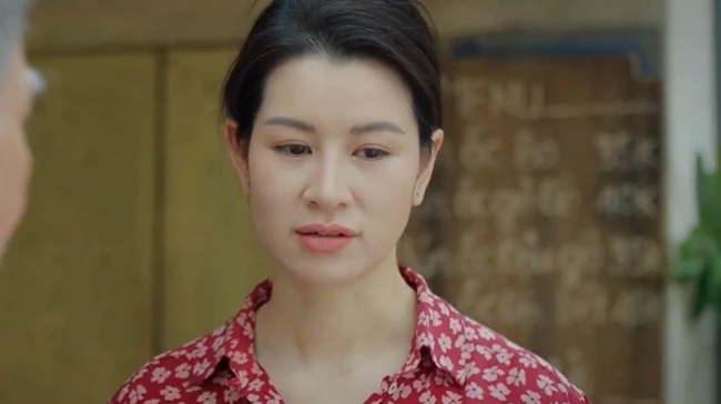 Vén màn bí mật nụ hôn đám cưới Thương Ngày Nắng Về, Đình Tú ngơ ngác hỏi Huyền Lizzie đi trăng mật cùng ai - 3