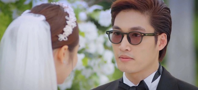 Vén màn bí mật nụ hôn đám cưới Thương Ngày Nắng Về, Đình Tú ngơ ngác hỏi Huyền Lizzie đi trăng mật cùng ai - 4