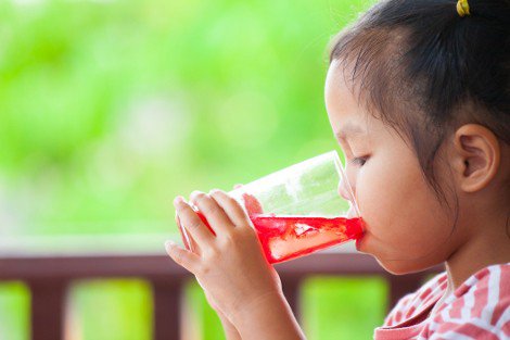 Các loại nước ngọt không tốt cho sức khỏe trẻ. (Ảnh minh họa)