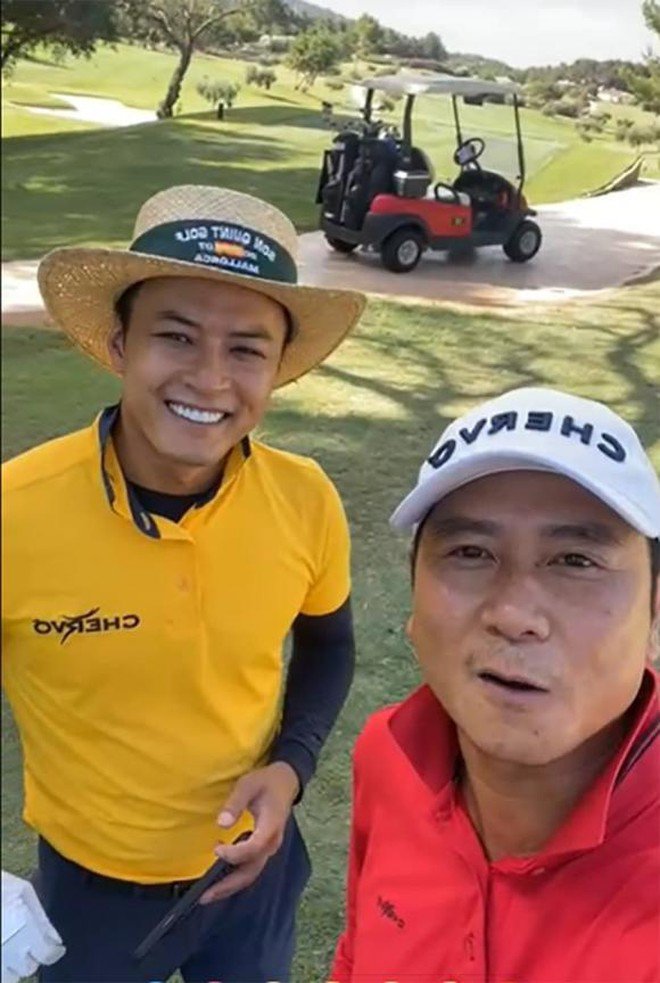 Vướng bê bối ở nước ngoài, 2 nam nghệ sĩ chịu nhiều tổn thất nghiêm trọng liên quan đến sự nghiệp, rõ nhất là việc bị cắt khỏi phim Thương ngày nắng về của Hồng Đăng.