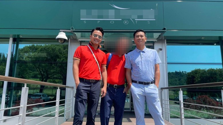 Hiện tại, Học viện Âm nhạc Quốc gia vẫn chưa lên tiếng về việc Hồ Hoài Anh về nước. Trong khi đó, Nhà hát Kịch Hà Nội đã có câu trả lời cho báo chí về hình thức kỷ luật với Hồng Đăng.