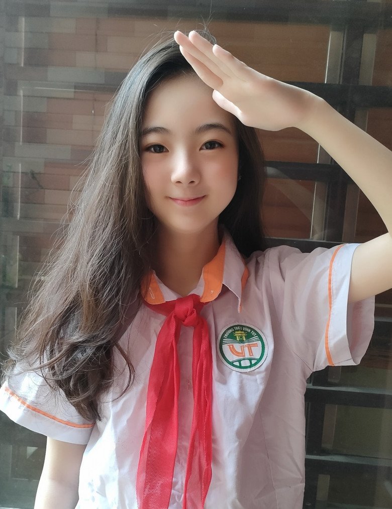Bé gái Hà Nội đạt giải amp;#34;gương mặt đẹp nhất 2022amp;#34;, 13 tuổi được nhiều bạn trai cảm mến - 14
