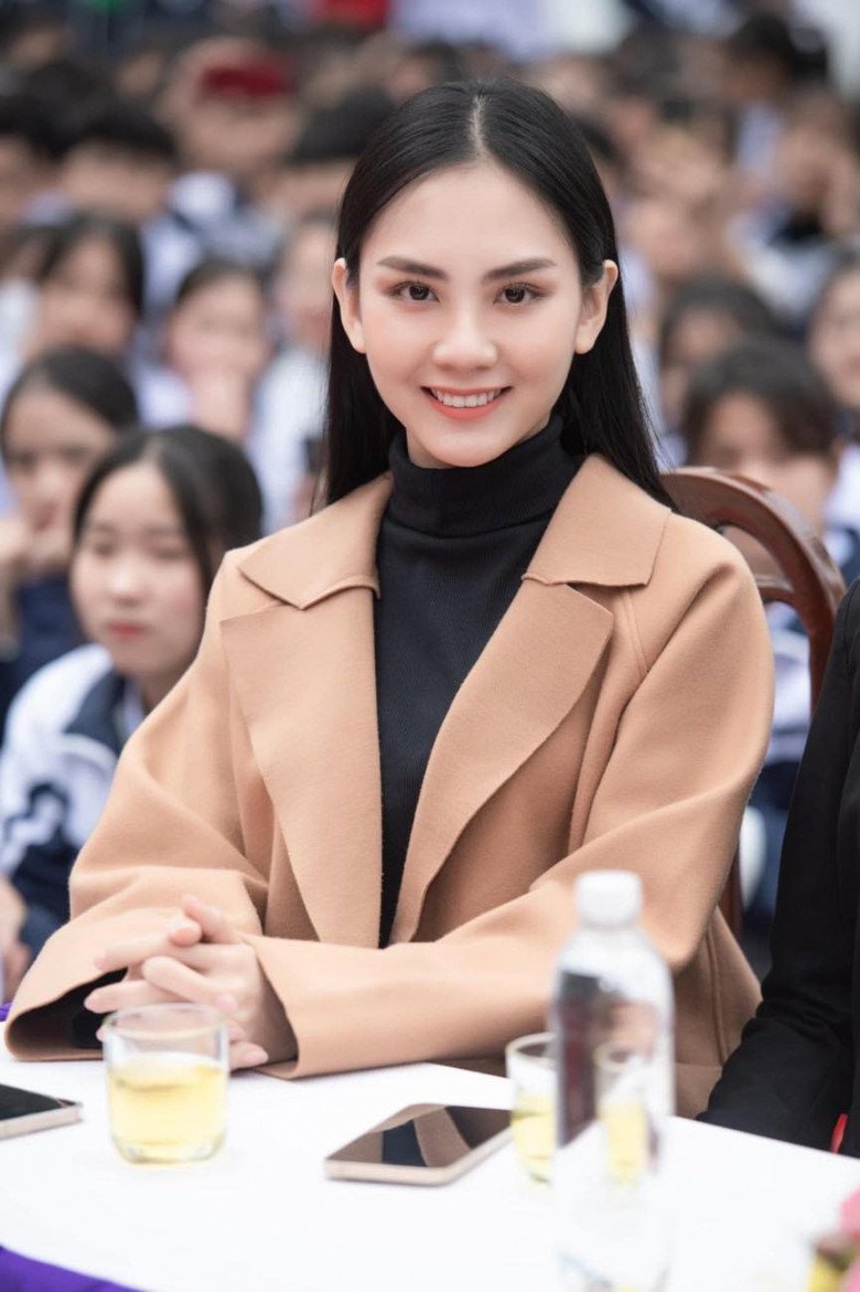amp;#34;Giật mìnhamp;#34; trước mặt mộc của Top 3 Miss World Vietnam 2022: Tân Hoa hậu đẹp chuẩn nữ thần không son phấn - 6