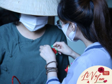 Nghẹn ngào đại lễ Vu Lan báo hiếu ở TP.HCM: Chỉ cần còn mẹ, con có thể bỏ tất cả để chạy về!