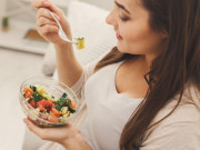 Bà bầu - Bà bầu 3 tháng đầu kiêng gì để tốt cho con?