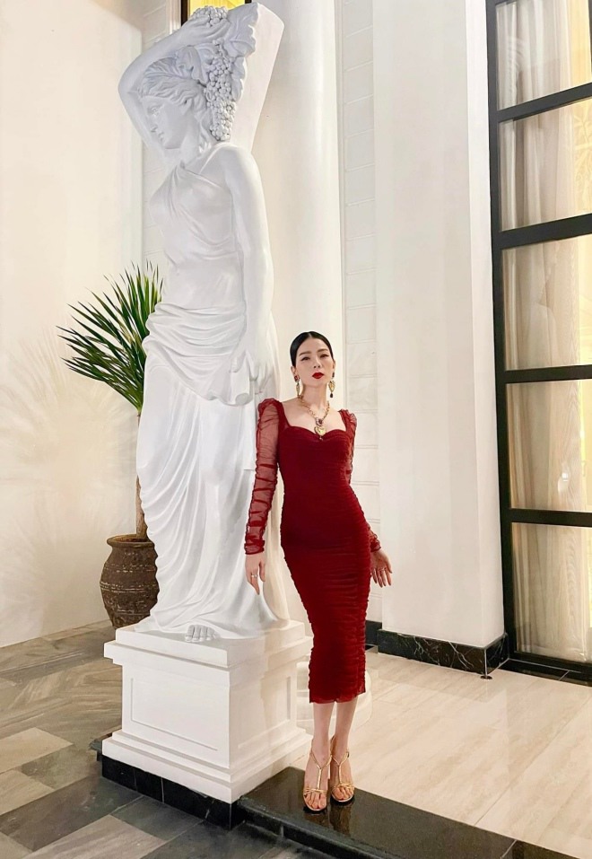 Soi nhà giám khảo Hoa hậu Thế giới Việt Nam 2022: Người tậu biệt thự, người dát vàng amp;#34;cung điệnamp;#34; - 7