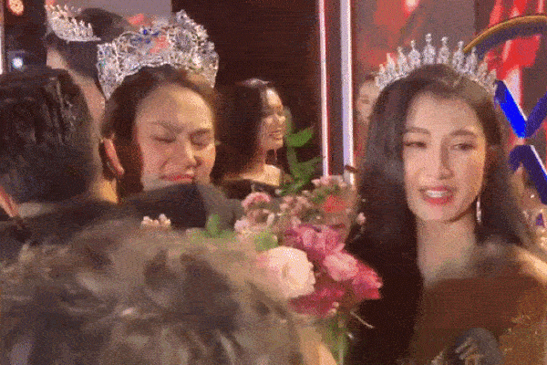 Vừa đăng quang, Tân Hoa hậu Huỳnh Nguyễn Mai Phương đã bị so sánh với Hoàng hậu phim cung đấu  - 10