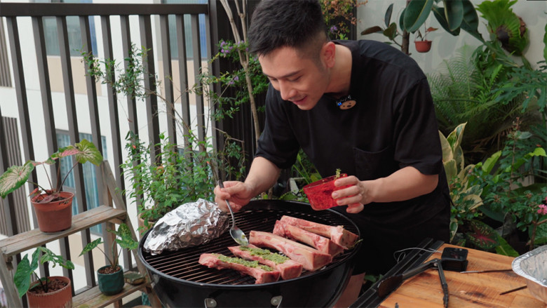 Gật gù trước “đại-tiệc-mùi-hương” của Dino Vũ: chuẩn bị kĩ càng từ món ăn đến tận… răng miệng - 1