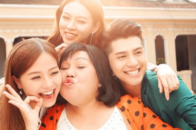 amp; # 34; amp tần số; # 34; của Kính Vạn Hoa: Đẹp trai xinh gái đã chia tay Hoa hậu Mai Phương Thúy nhưng vẫn dính như sam - 5