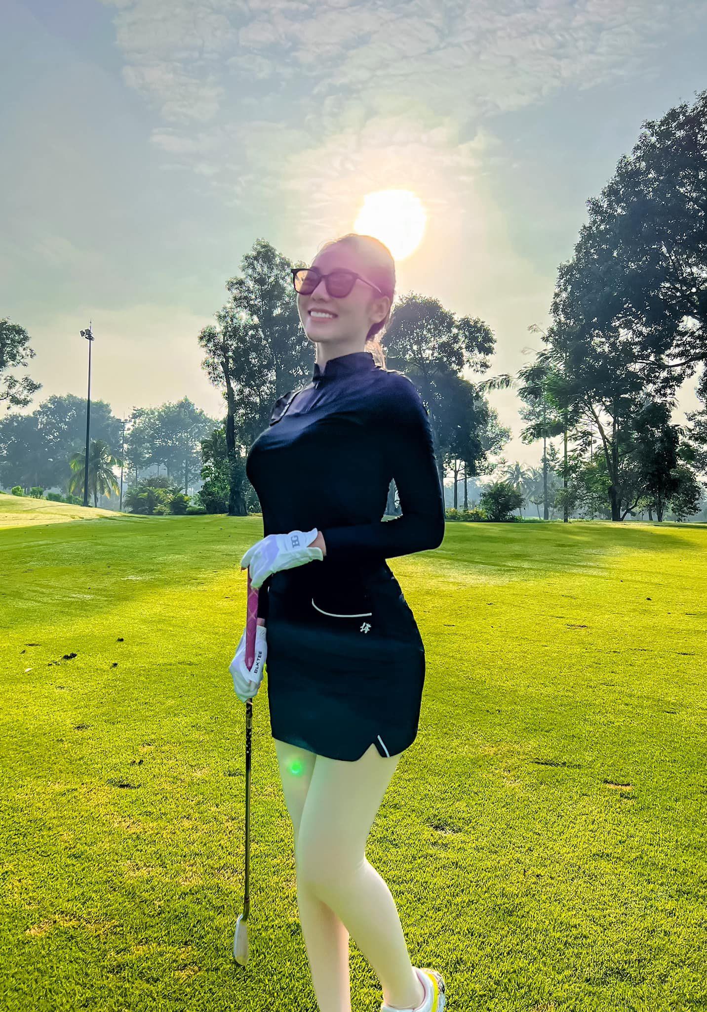 Người đẹp miền Trung đi thi hoa hậu, mắt cười dễ thương, body căng tràn nhờ chăm đi golf - 9