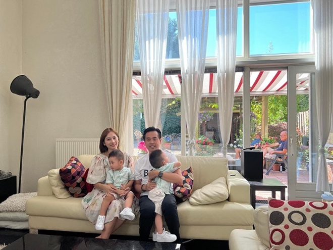 Sao Việt 24h: Jennifer Phạm hiếm hoi khoe ảnh cùng con gái lớn, cô bé từng giống bố như đúc giờ nhiều nét giống mẹ - 10