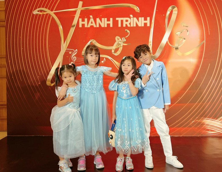 Em gái Thanh Thảo đưa con trai Jacky Minh Trí thăm thú khắp Việt Nam, cậu bé được khen ngợi nhiều - 9