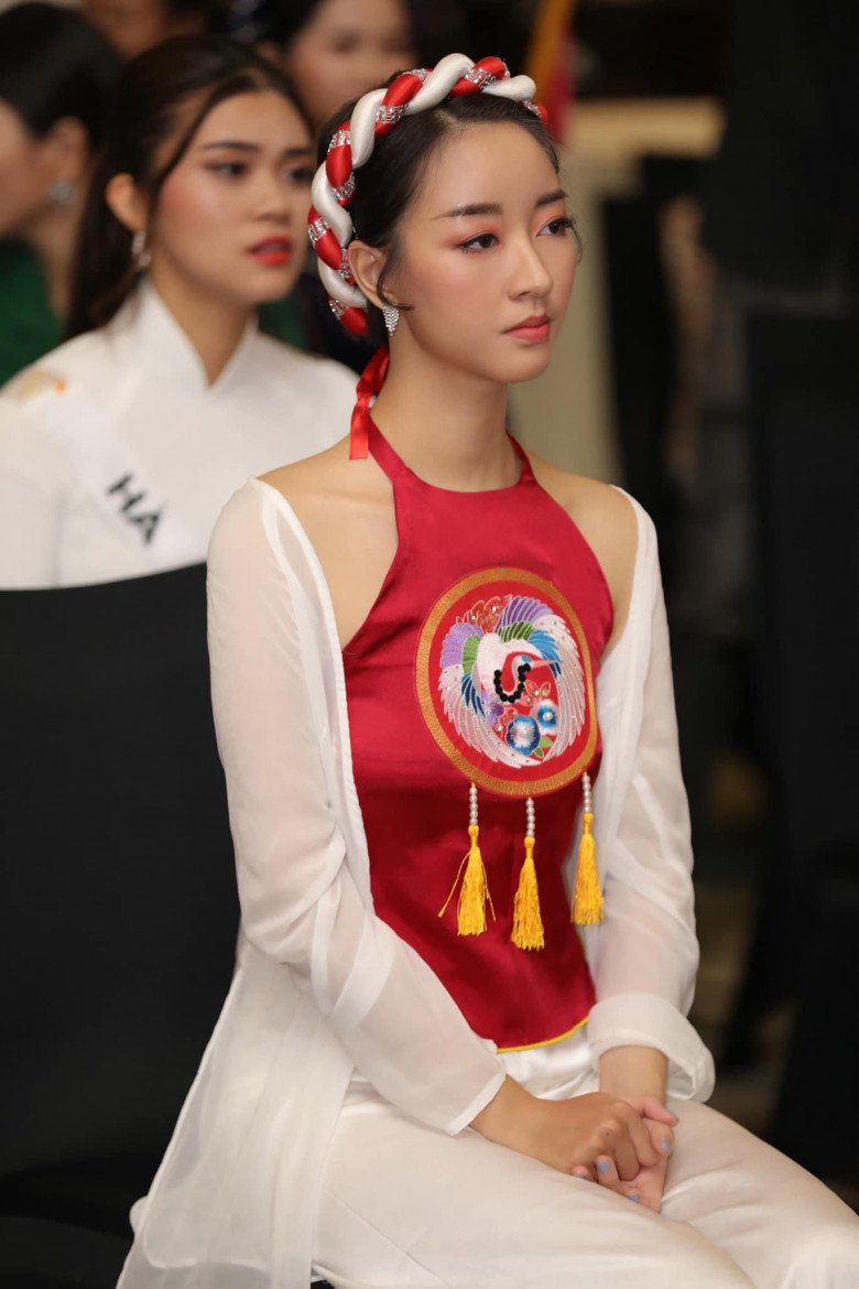 Xuất hiện mỹ nhân tóc ngắn thích diện váy áo trong suốt tại Miss Grand Việt Nam 2022 - 6