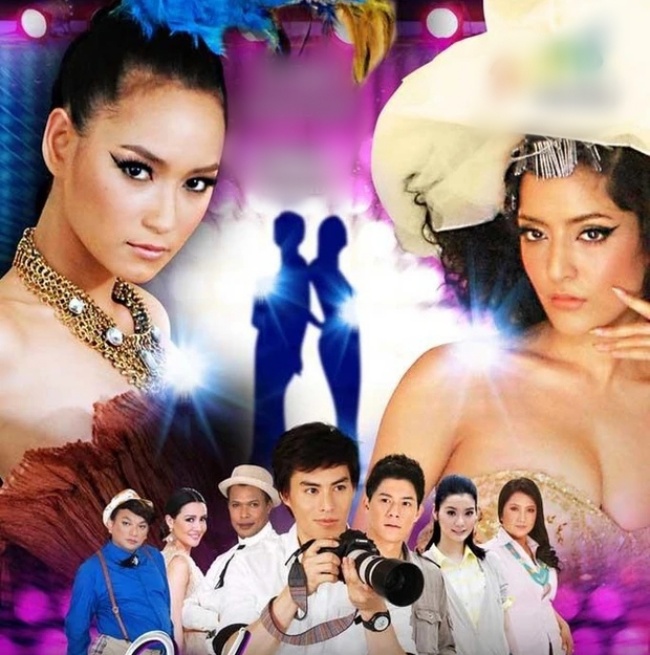 Đời thị phi của mỹ nhân lai Ấn: Bị tố làm amp;#34;tiểu tamamp;#34;, vướng vào đại án lừa đảo gần 10.000 người - 3