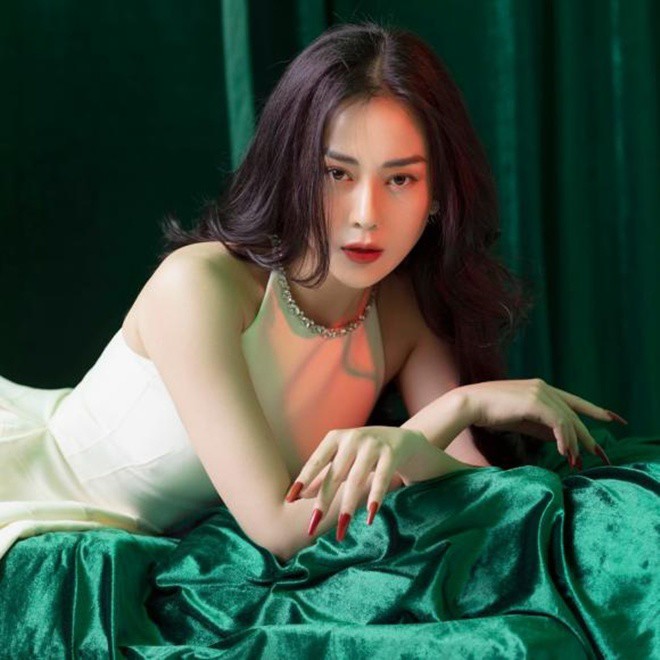 Phương Oanh và...