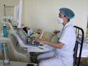 Mang thai lần 4, mẹ bầu người H'Mông đau đớn mất con do thiếu máu trầm trọng