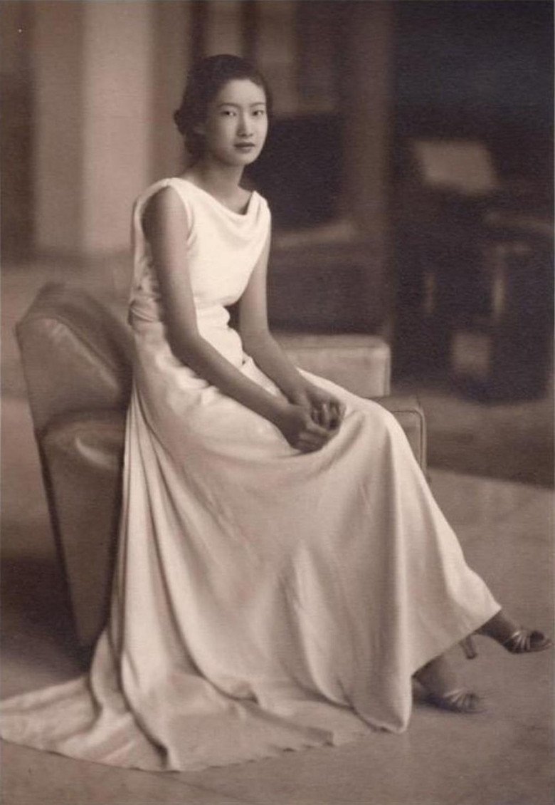 Nữ sinh Đại học Kiến trúc phúc phần sở hữu vẻ đẹp tiền kiếp giống hệt Nam Phương hoàng hậu - 8