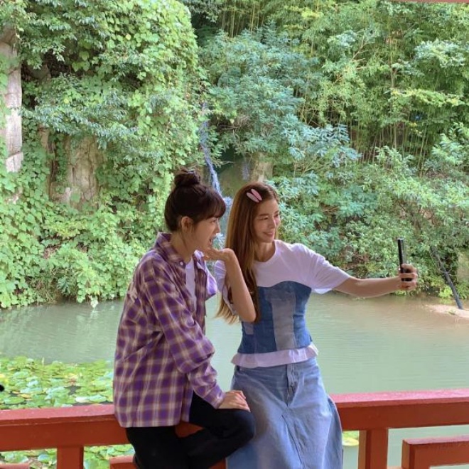 Cả hai có không ít ảnh chụp chung.