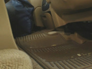 Tin tức - Lái xe qua đêm đến công ty, người phụ nữ bàng hoàng khi nhìn xuống hàng ghế sau