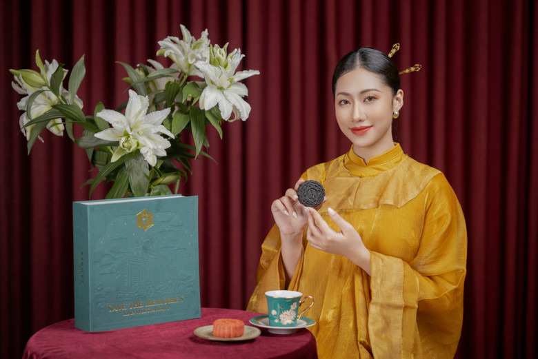 Nét độc đáo trong những chiếc bánh Trung thu Kinh Vĩ - 1