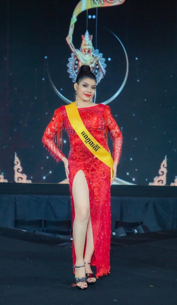 amp;#34;Ngán ngẩmamp;#34; với trang phục của dàn thí sinh Miss Grand Cambodia 2022 - 4