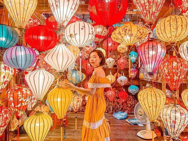 Hẹn hò mùa Trung Thu: Đi đâu để amp;#34;tìm những mùa trăngamp;#34; giữa thành phố nhộn nhịp? - 1