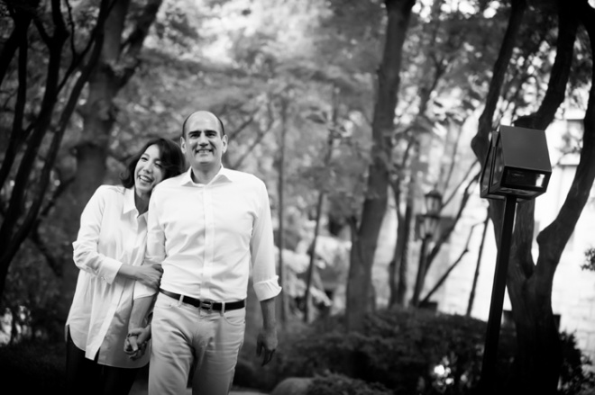 Jeon Soo Kyung bên ông xã ngoại quốc.