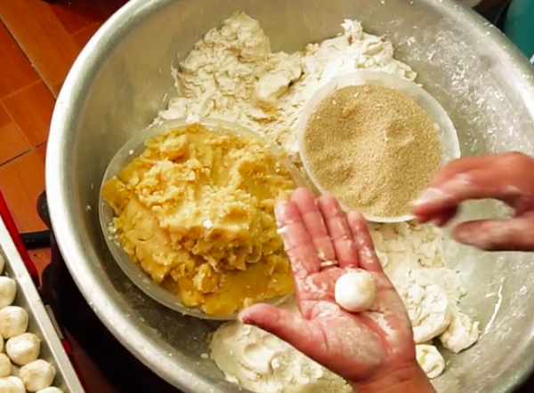 4 cách làm bánh cam mặn, ngọt vàng ươm giòn ngon không bị nổ - 12