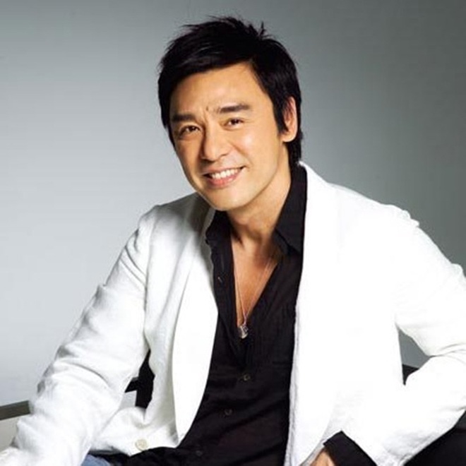 Chung Trấn Đào từng điển trai, giàu có.