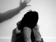 Tin tức - Điều tra vụ bé gái 14 tuổi bị nam thanh niên dí dao vào cổ, hiếp dâm