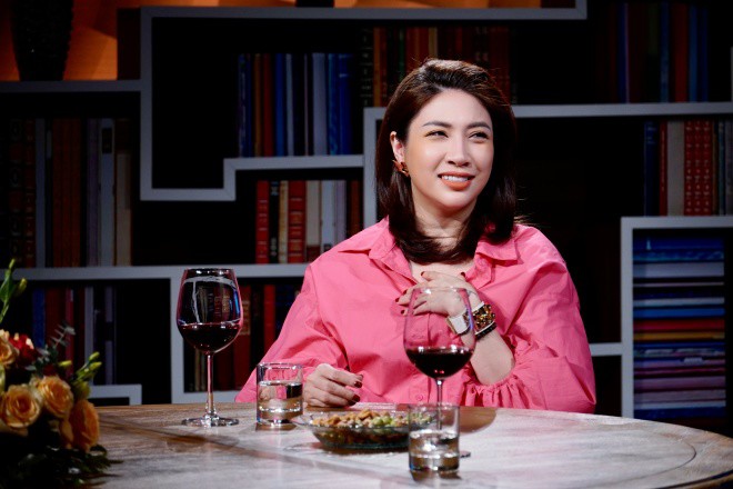 Tự nhận mình là người không may mắn về chuyện tình duyên, Pha Lê cho rằng trong tình yêu, cô xui tận mạng.