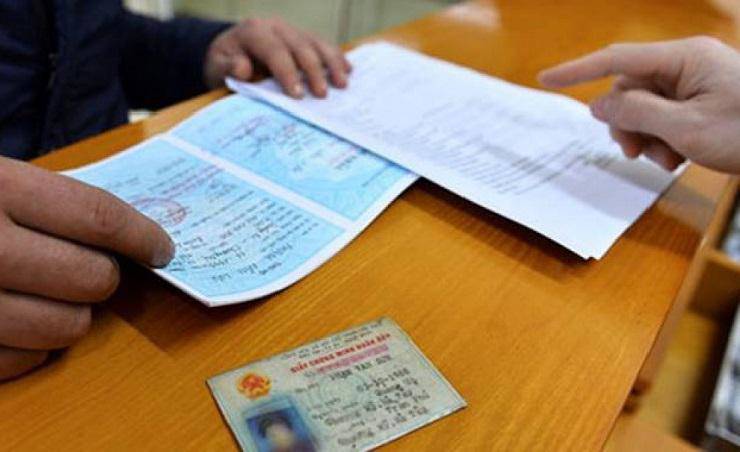 Nếu sử dụng CMND cũ hết hiệu lực để tham gia các hợp đồng, giao dịch hoặc thực hiện thủ tục hành chính, người dùng rất có thể sẽ gặp phải rủi ro pháp lý về sau