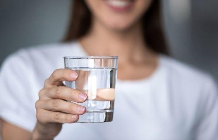 Uống ba lít nước mỗi ngày, Lâm Tâm Như vẫn duy trì cân nặng tốt ở tuổi U50 - 4