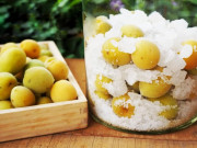 Sức khỏe - 5 loại đồ ăn ngâm muối làm hại gan, thận và gây béo phì