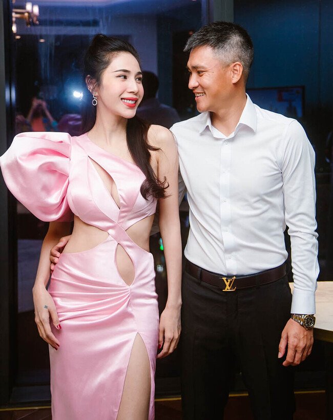 Minh Hằng mặc bạo sau khi lấy đại gia nghìn tỷ, amp;#34;tình địchamp;#34; màn ảnh nhan sắc giờ ra sao? - 18