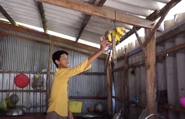 Chàng trai miền Tây bỗng dưng cao đột biến lên tới 2m, có sở thích vô cùng độc lạ không thể lý giải - 4