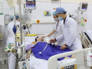 Sức khỏe - Đột nhiên đau đầu khi đang làm việc, người đàn ông được đưa đi cấp cứu với hình ảnh bất ngờ trong não