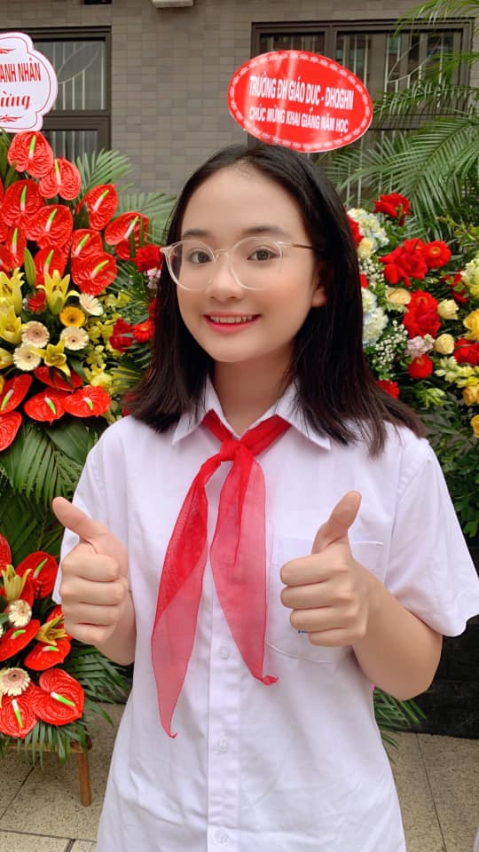 Nữ sinh Hà Nội chiếm sóng đài VTV vì quá xinh, có mối quan hệ đặc biệt với Phương Oanh Quỳnh Búp Bê - 6