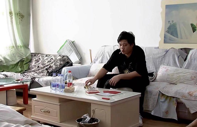 Vợ đi làm xa về đòi ly hôn, chồng chết điếng khi đem con gái 4 tuổi đi xét nghiệm ADN - 1