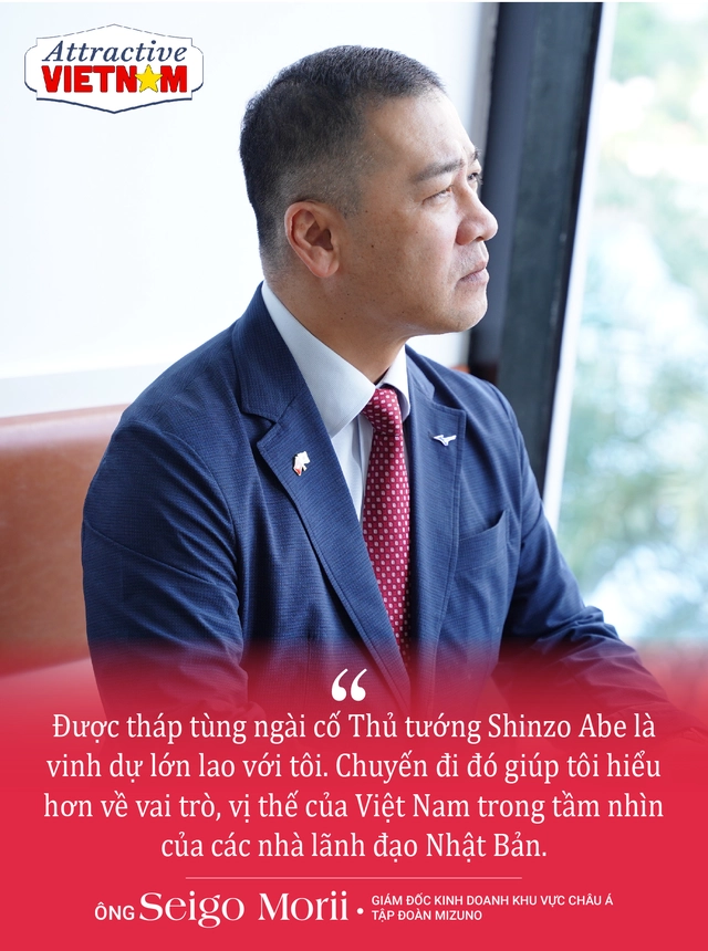 Doanh nhân Nhật hâm mộ tiền đạo Hà Đức Chinh: ‘Tôi ấn tượng sâu sắc với sự khát khao trong mắt người Việt!’ - 6