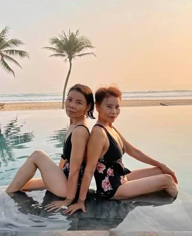 Sao Việt 24h: Mẹ Hồ Ngọc Hà khoe body như gái còn son, con gái nổi tiếng xuýt xoa: amp;#34;Cha mạ ơiamp;#34; - 3